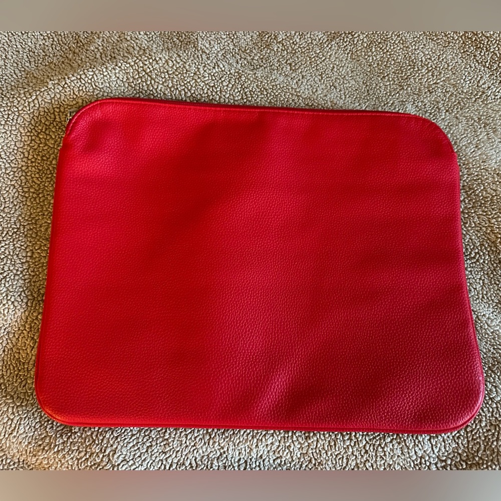 Thirty One Savvy Sleeve